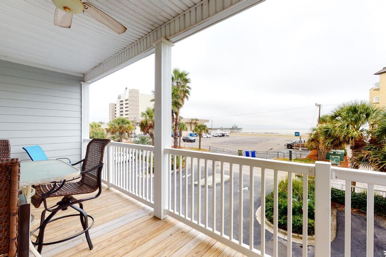 Pavilion Watch #1A Folly Beach Room photo